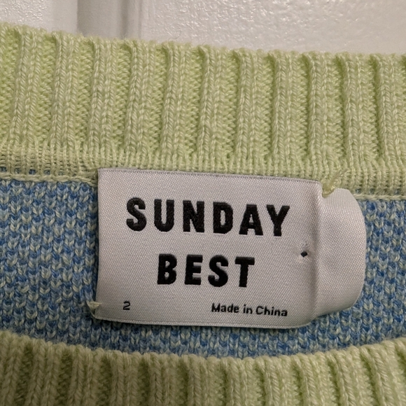 Sunday Best Blue and Green Floral Oversize Sweater Women's 2 (Med) - Picture 3 of 5